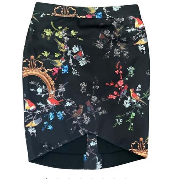 Ted Baker Londonhigh/low pencil skirt size 3 (8-10) brand new without tag